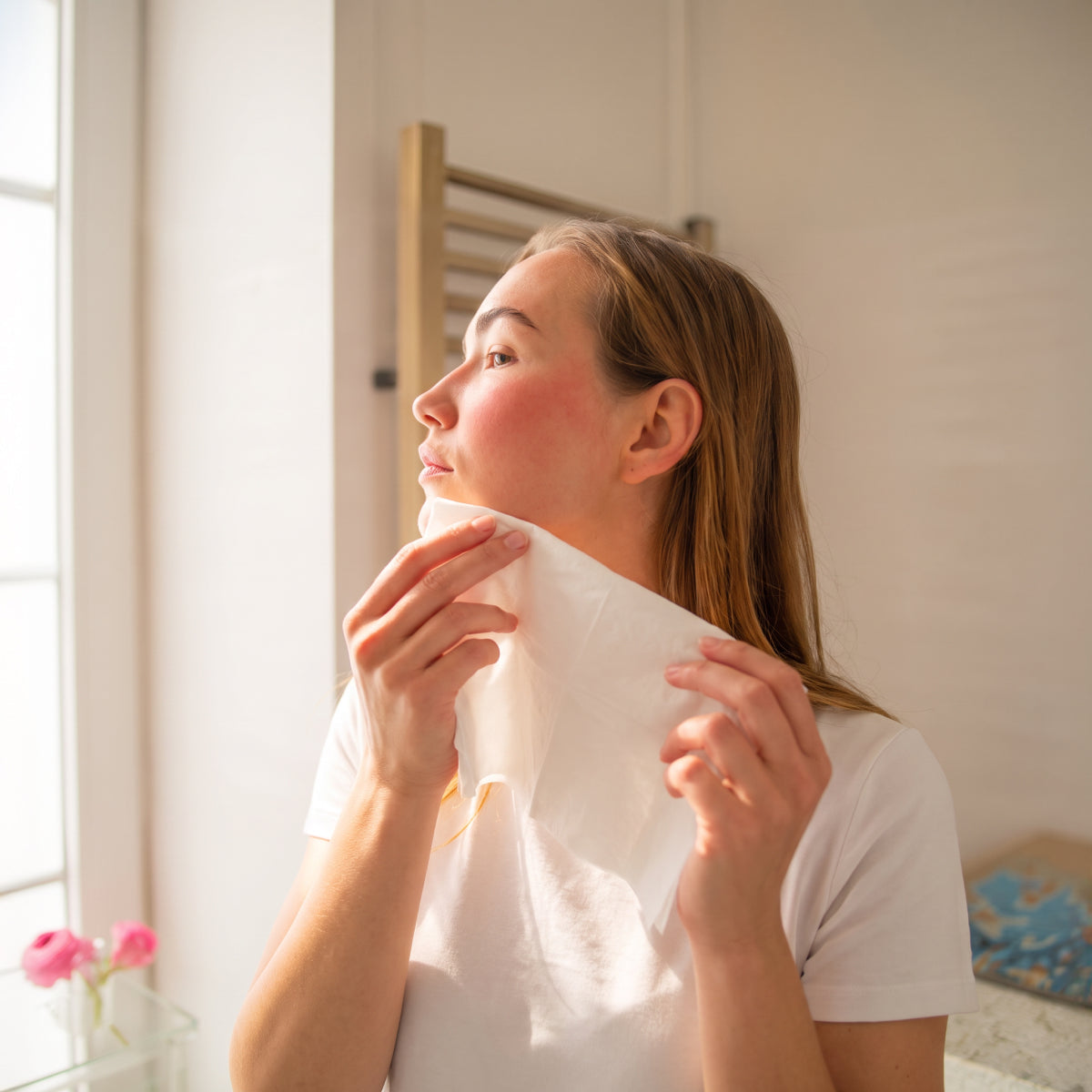 Post-Sun Skin Care: A Gentle Routine for Sensitised Skin