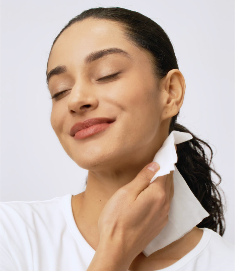 Cleansing & Refreshing Wet Wipes Travel