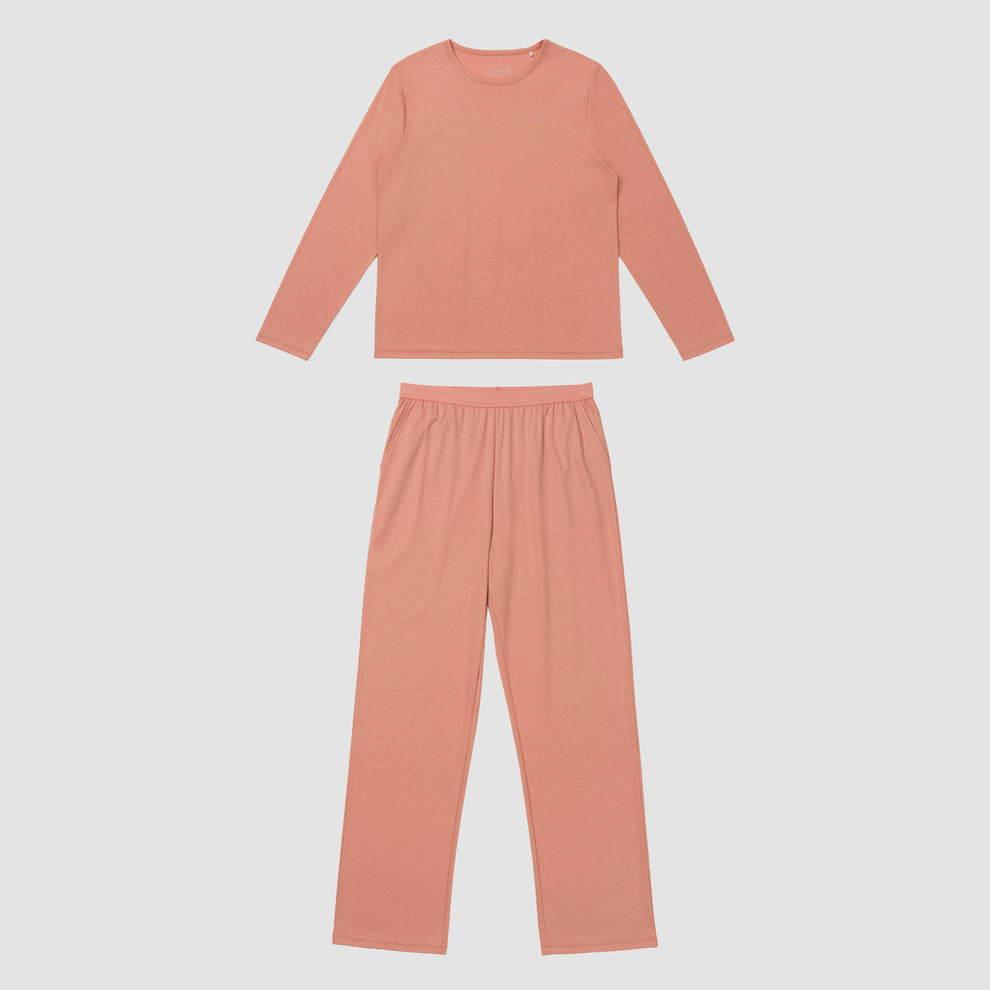 Devant d'un ensemble de pyjama couleur terracotta
