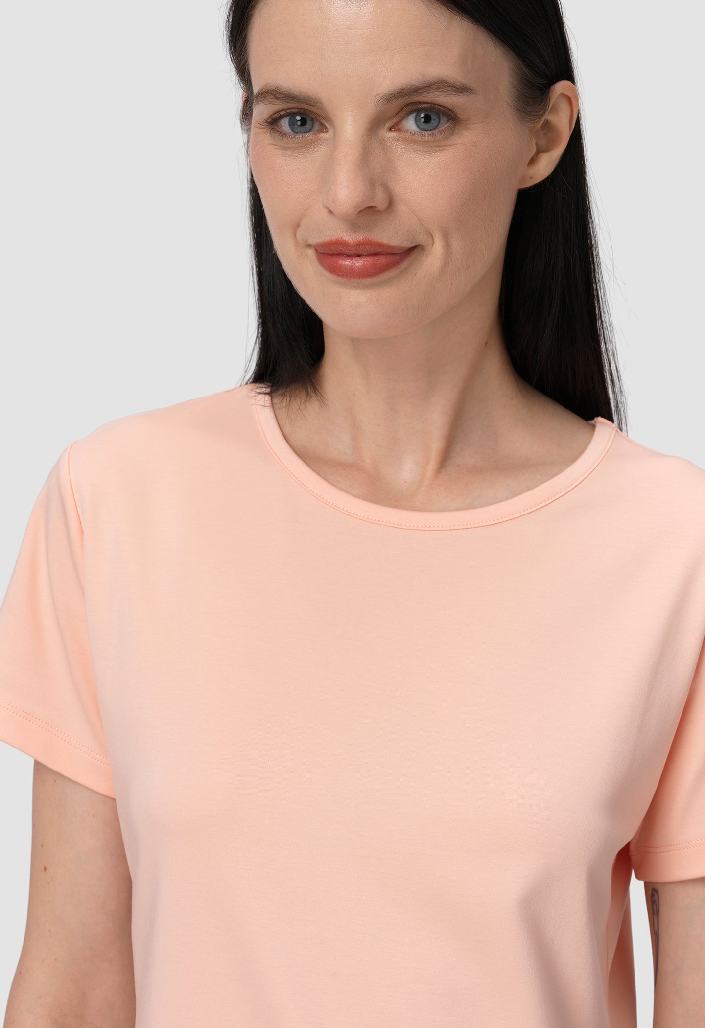 Eliot Tee - Soft Salmon